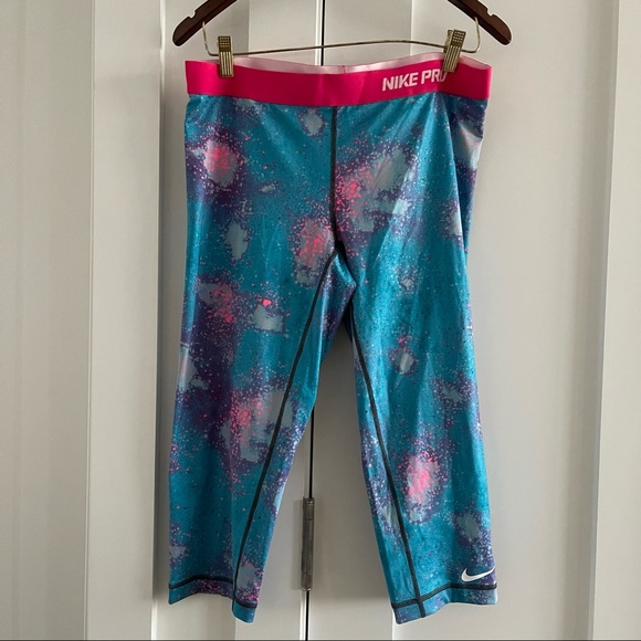 Nike Pro Dri Fit workout leggings